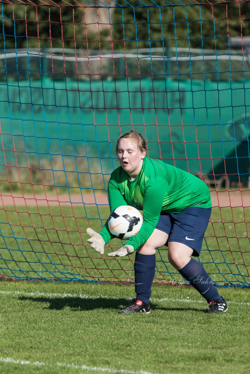 Bild 130 - B-Juniorinnen Krummesser SV - SV Henstedt Ulzburg : Ergebnis: 0:3